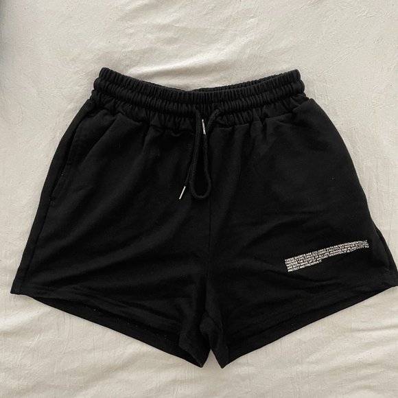 4 pairs of Blush Mark sweat shorts - Picture 8 of 11